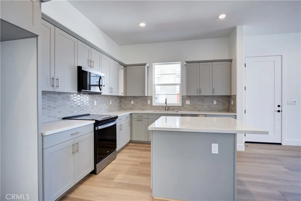 213 Kitty Hawk Court San Luis Obispo, CA 93401