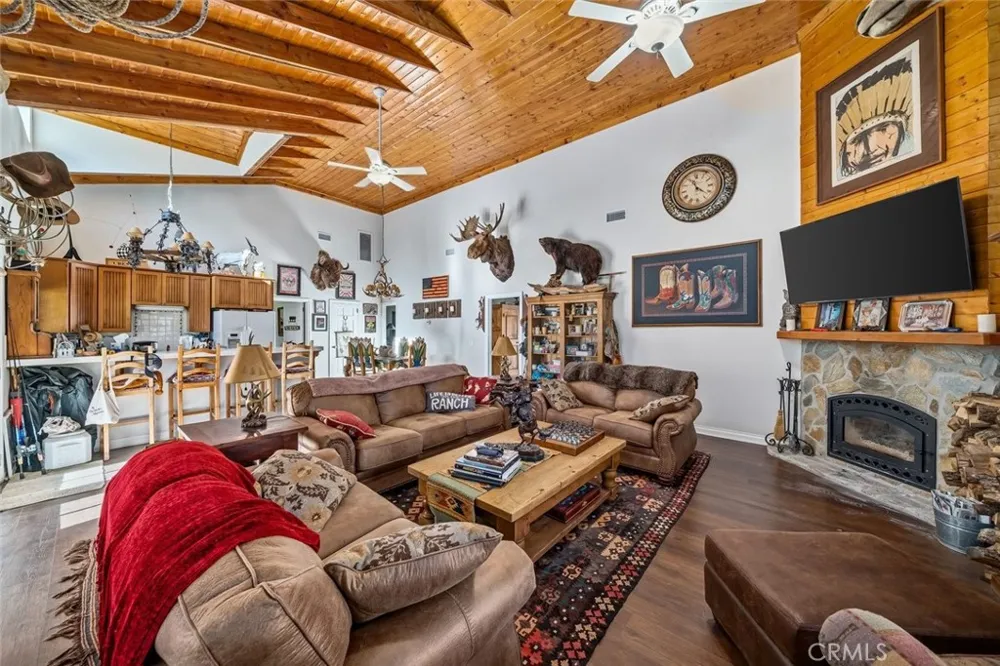 535 Calf Canyon Highway Creston, CA 93432