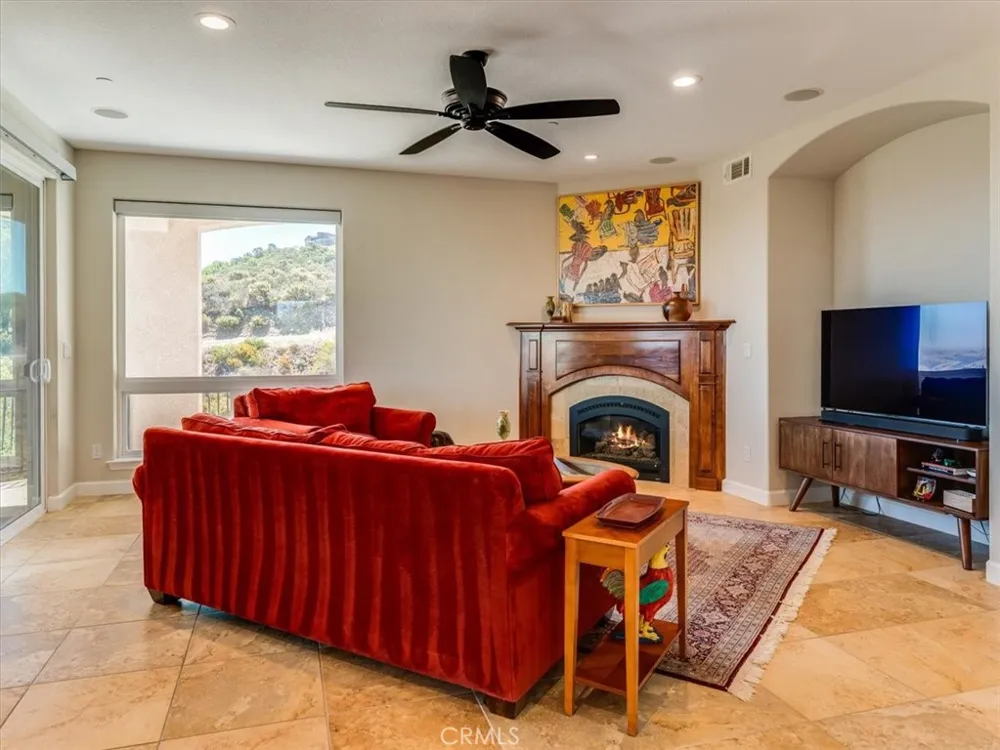 14215 Mary Austin Lane Atascadero, CA 93422