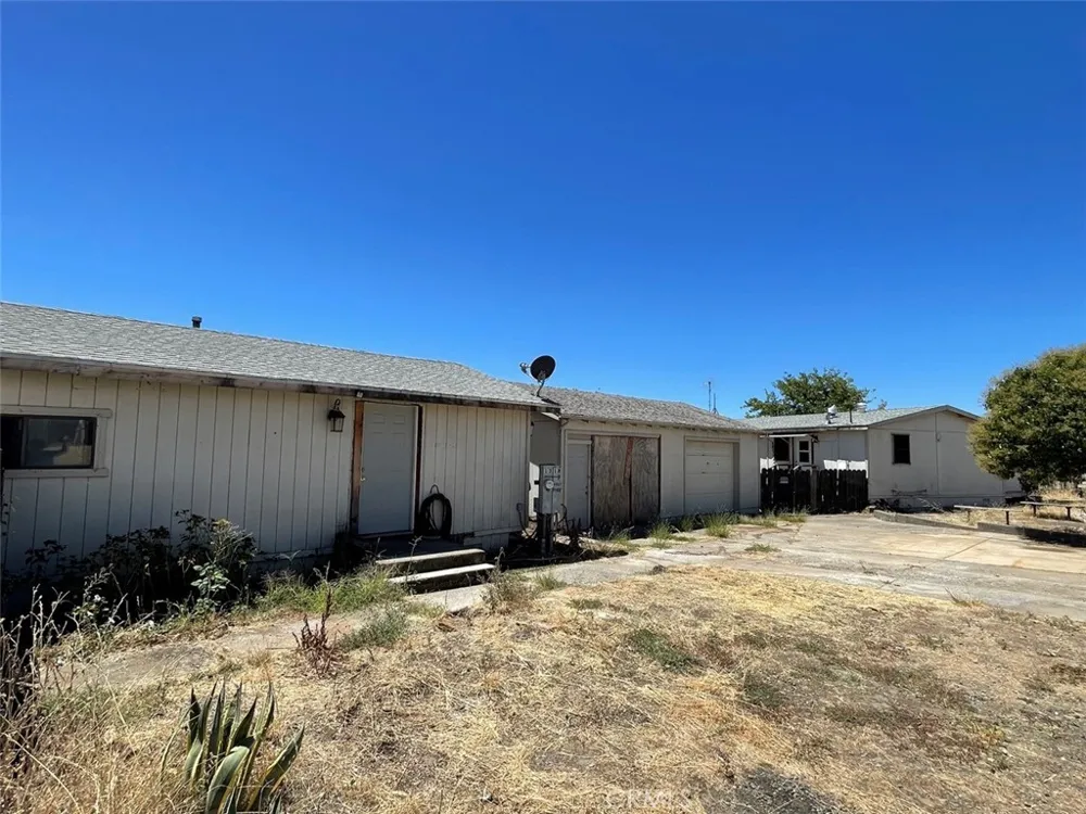 1318 Farrar Oroville, CA 95965