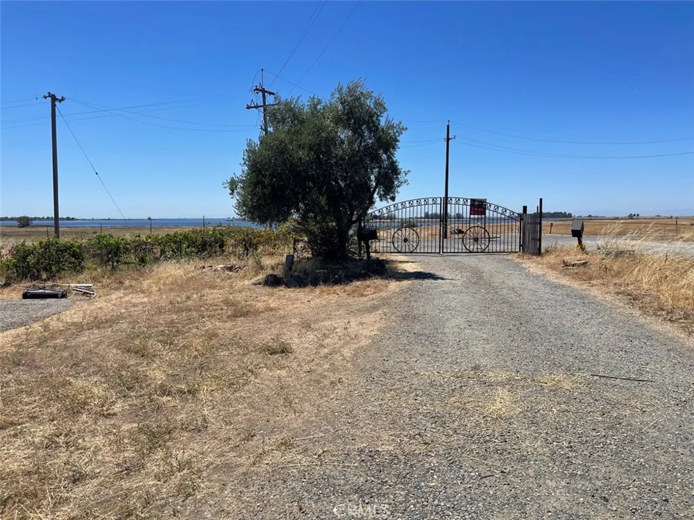 1318 Farrar Oroville, CA 95965