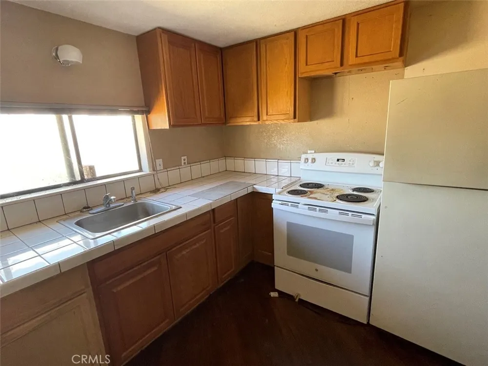 1318 Farrar Oroville, CA 95965