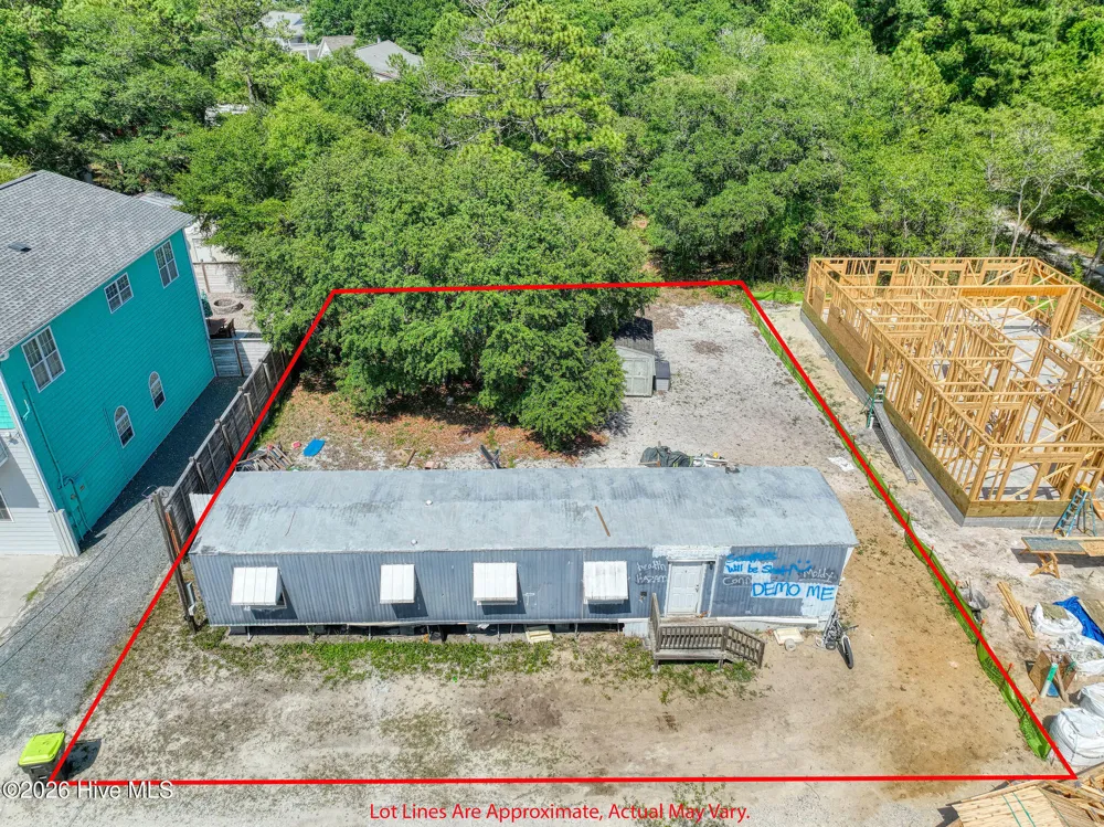 104 Moorefield Drive Carolina Beach, NC 28428