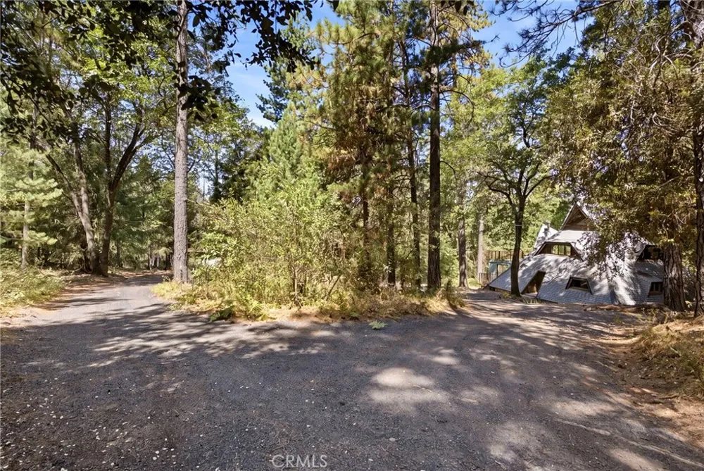 13081 Doe Mill Road Magalia, CA 95954