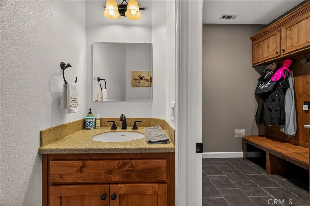 5625 Piedmont Road Corning, CA 96021
