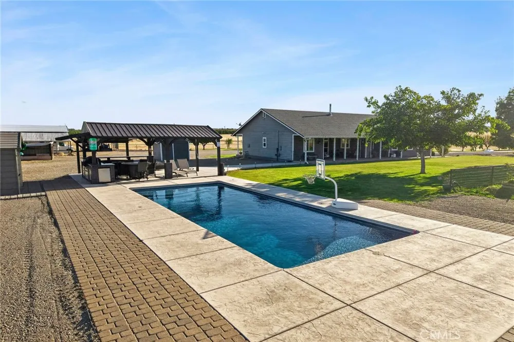 5625 Piedmont Road Corning, CA 96021