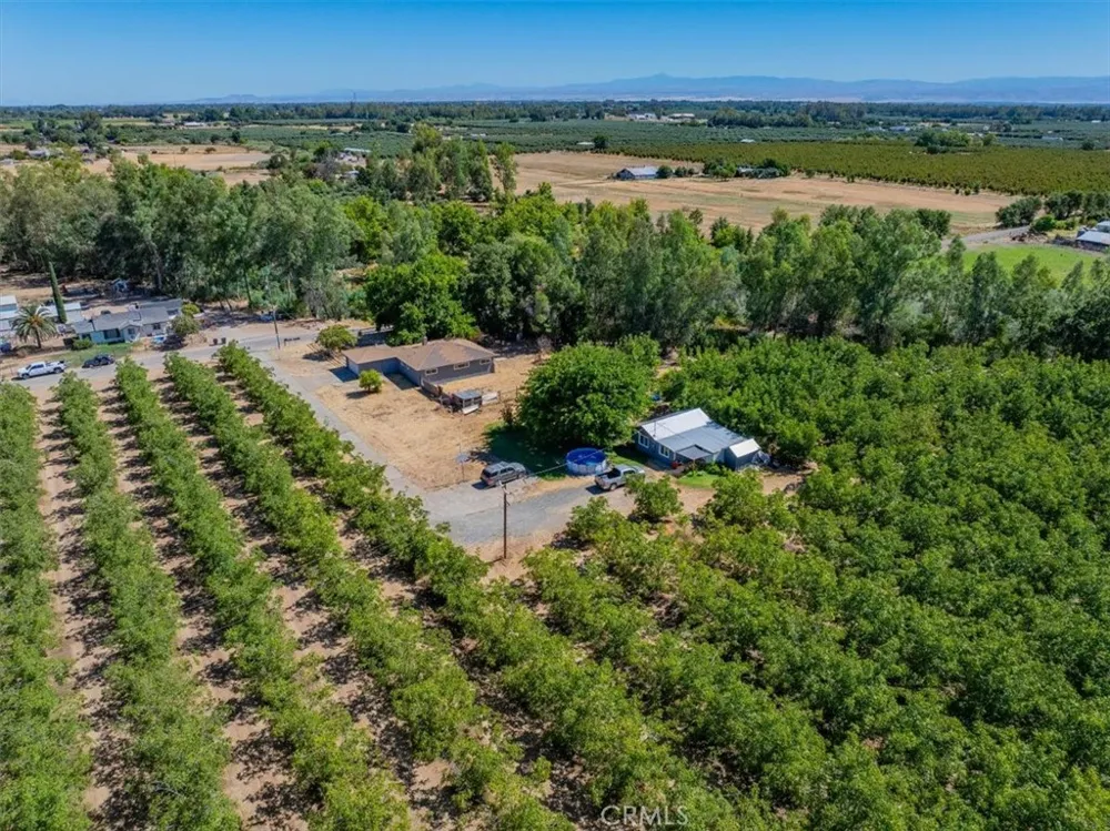 22145 Chase Ave & 3067 Burnham Avenue Corning, CA 96021