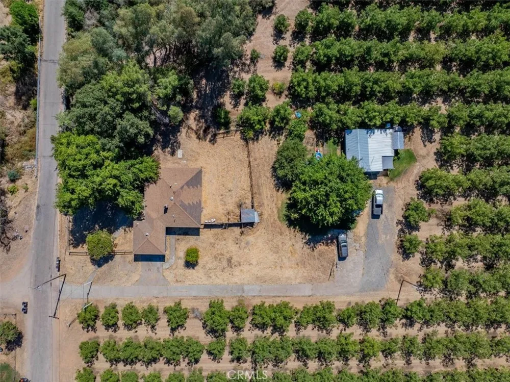 22145 Chase Ave & 3067 Burnham Avenue Corning, CA 96021