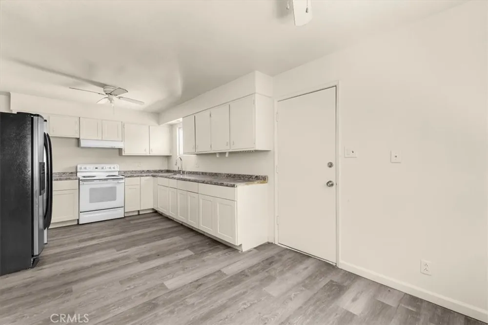 22145 Chase Ave & 3067 Burnham Avenue Corning, CA 96021