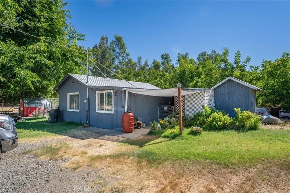 22145 Chase Ave & 3067 Burnham Avenue Corning, CA 96021