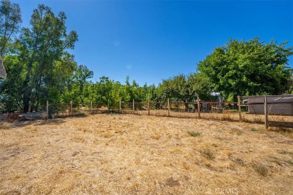 22145 Chase Ave & 3067 Burnham Avenue Corning, CA 96021