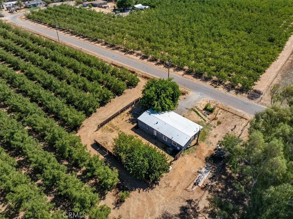 22145 Chase Ave & 3067 Burnham Avenue Corning, CA 96021