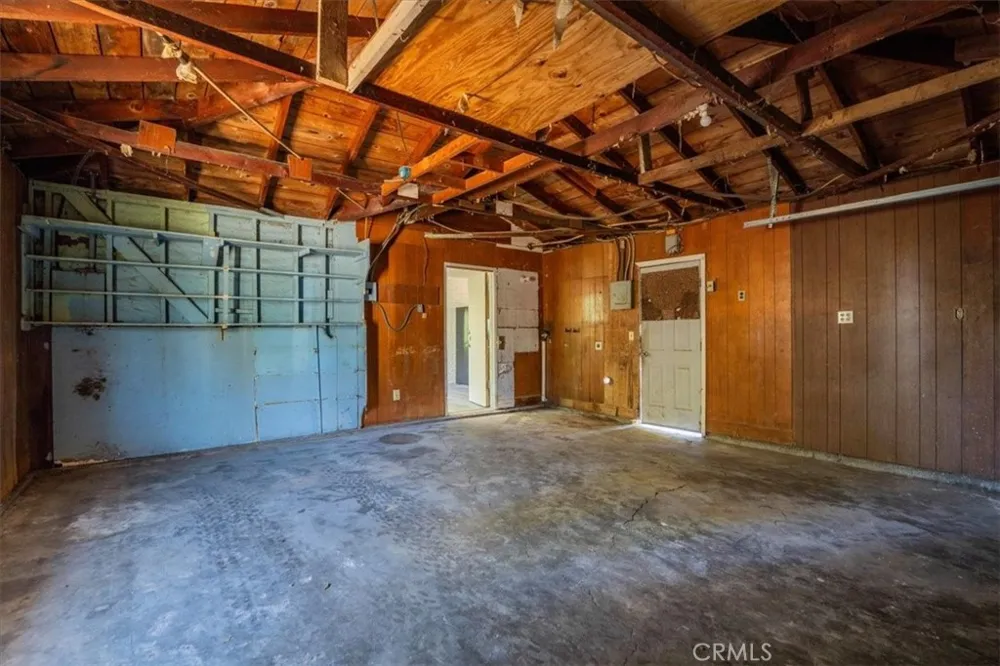 22145 Chase Ave & 3067 Burnham Avenue Corning, CA 96021