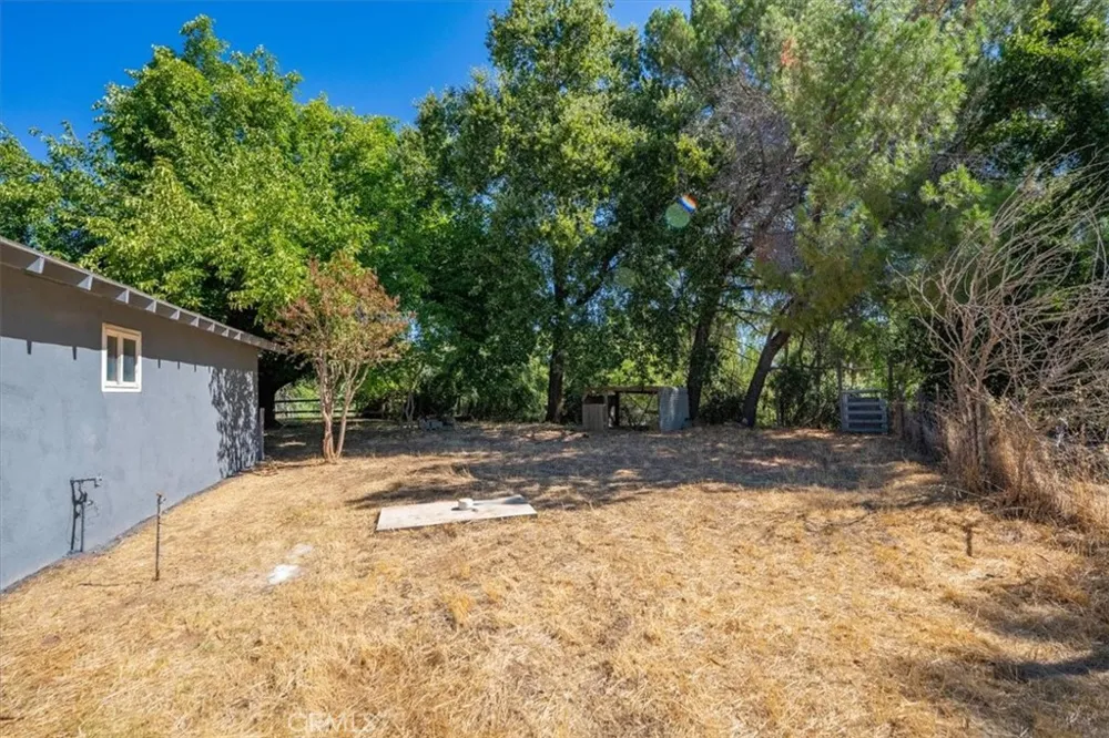 22145 Chase Ave & 3067 Burnham Avenue Corning, CA 96021