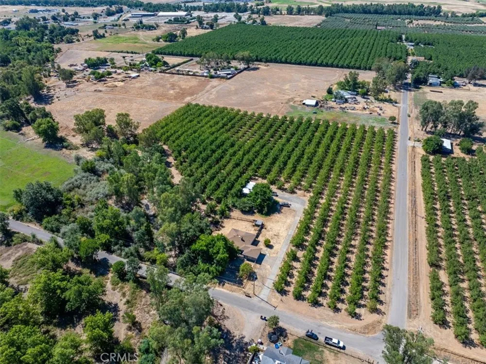 22145 Chase Ave & 3067 Burnham Avenue Corning, CA 96021