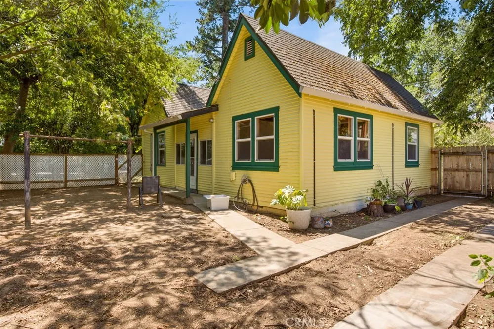 146 W 7th Avenue Chico, CA 95926