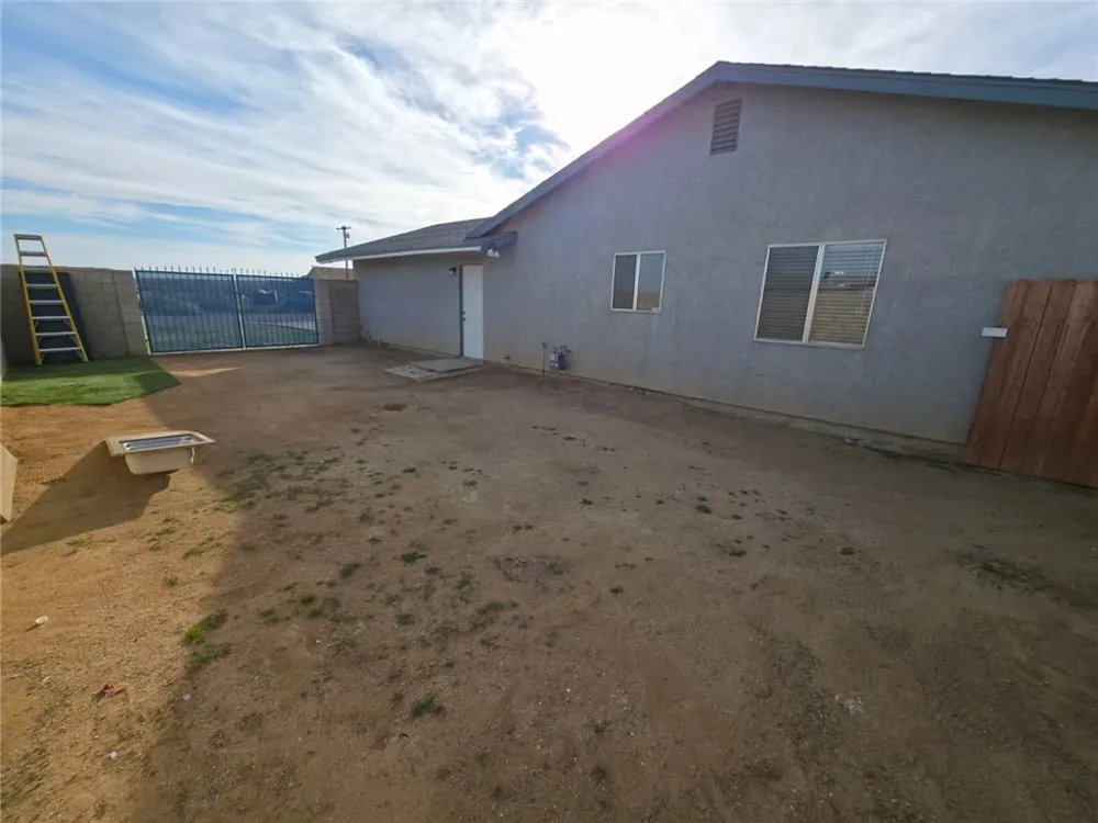 9111 Satinwood Avenue California City, CA 93505