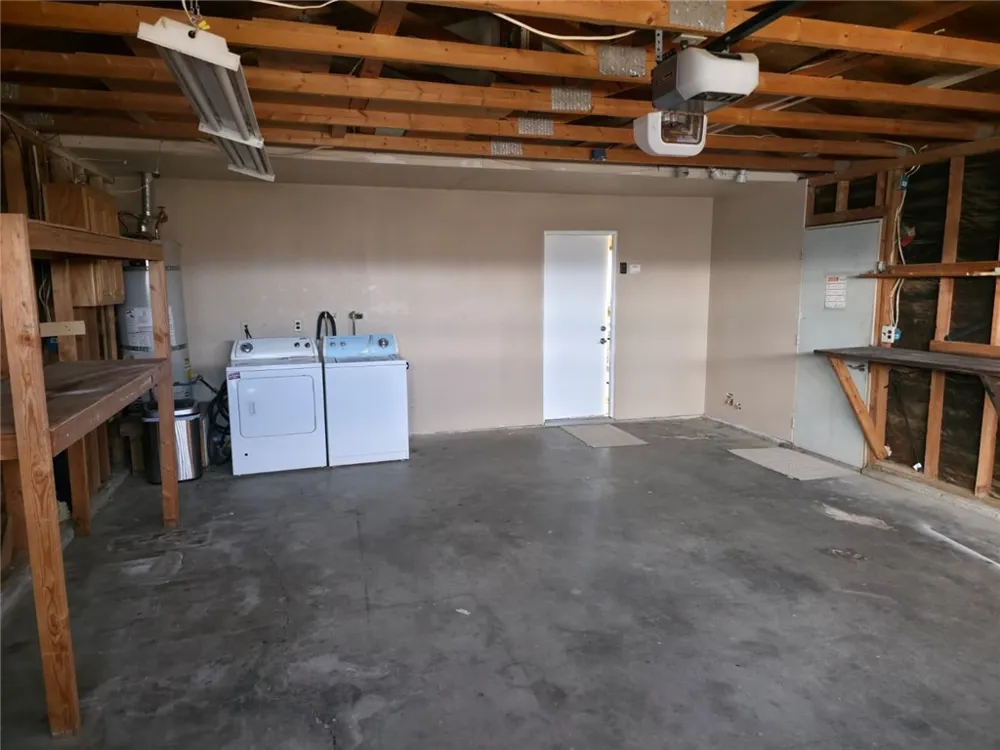 9111 Satinwood Avenue California City, CA 93505