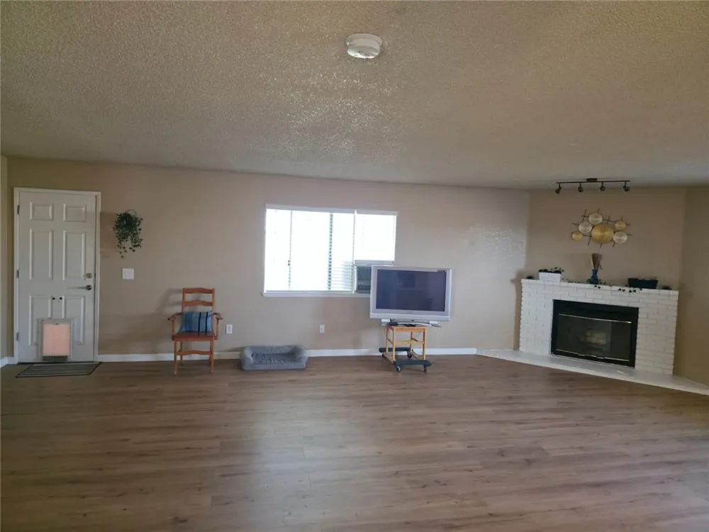 9111 Satinwood Avenue California City, CA 93505
