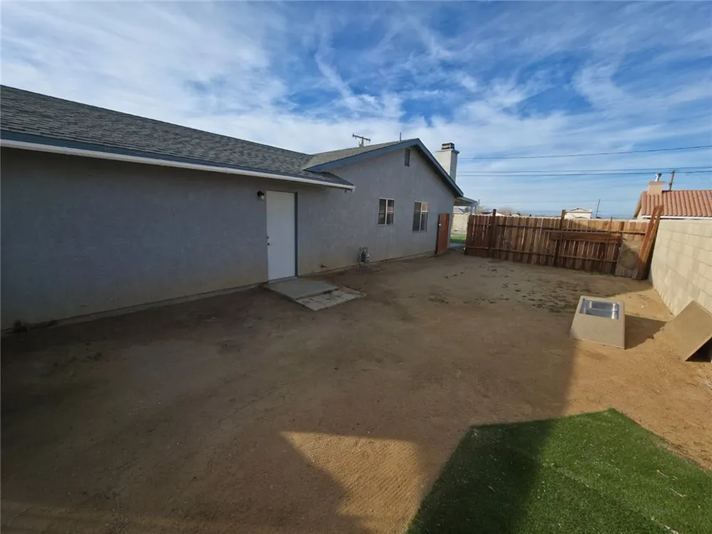 9111 Satinwood Avenue California City, CA 93505