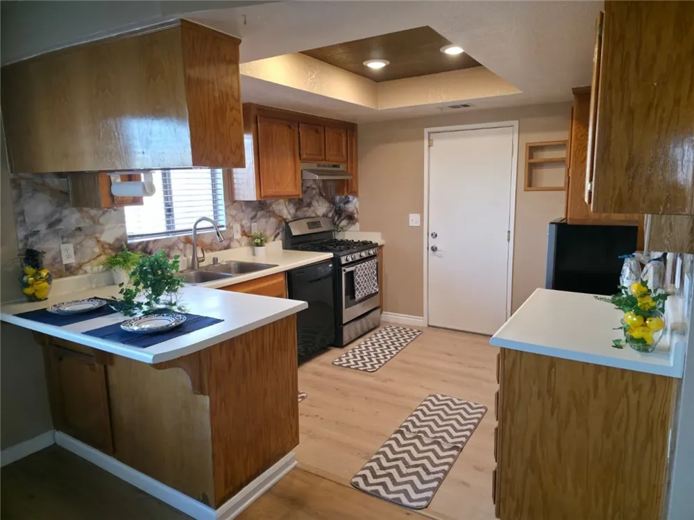 9111 Satinwood Avenue California City, CA 93505