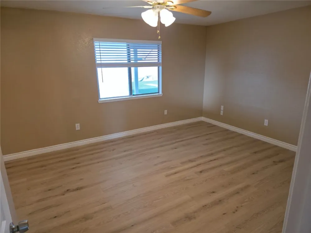 9111 Satinwood Avenue California City, CA 93505