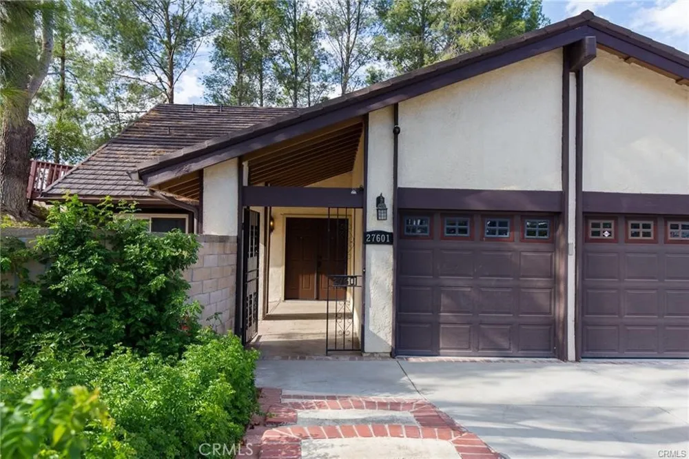 27601 Endeavor Street Agoura Hills, CA 91301