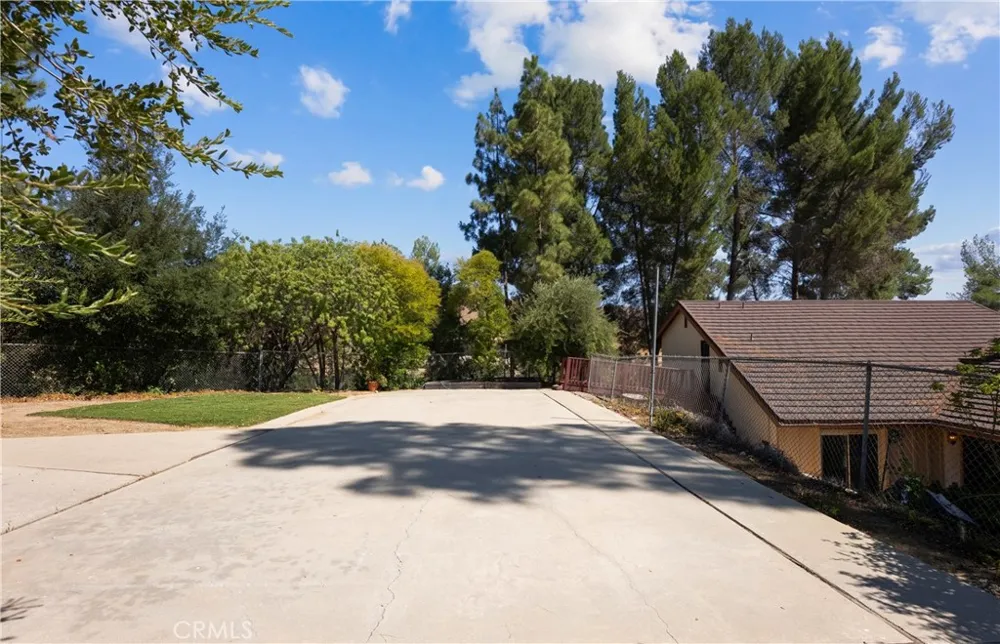 27601 Endeavor Street Agoura Hills, CA 91301