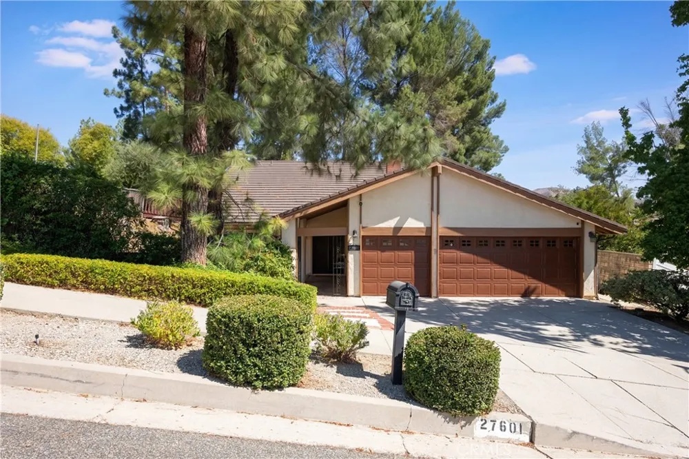27601 Endeavor Street Agoura Hills, CA 91301