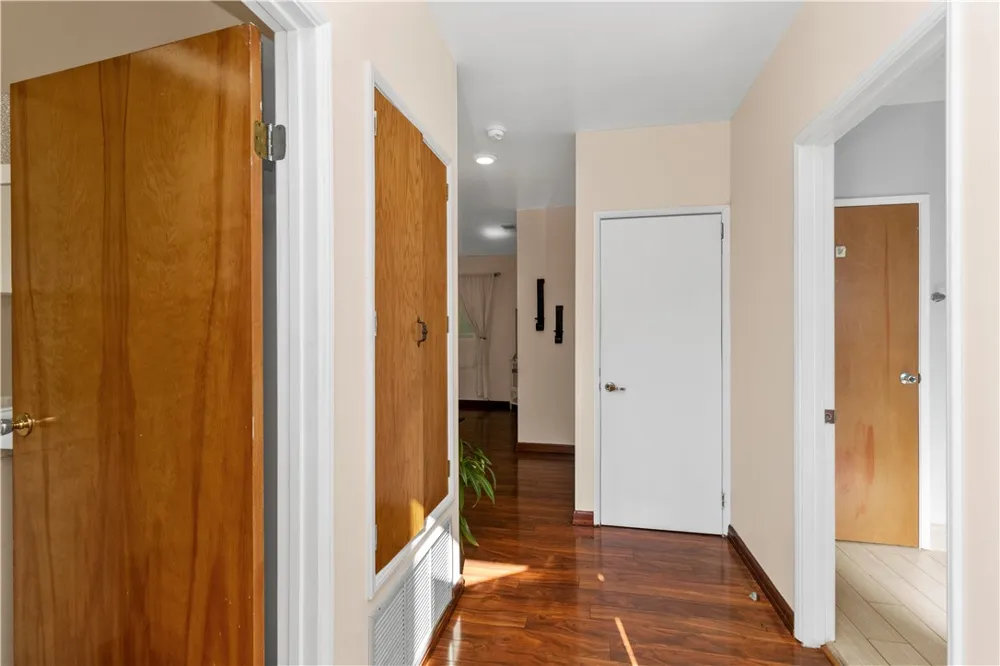 161 Willaman Drive Beverly Hills, CA 90211