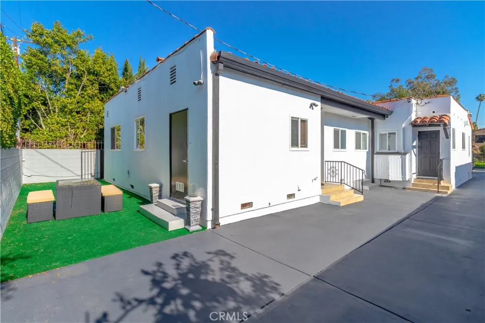 161 Willaman Drive Beverly Hills, CA 90211