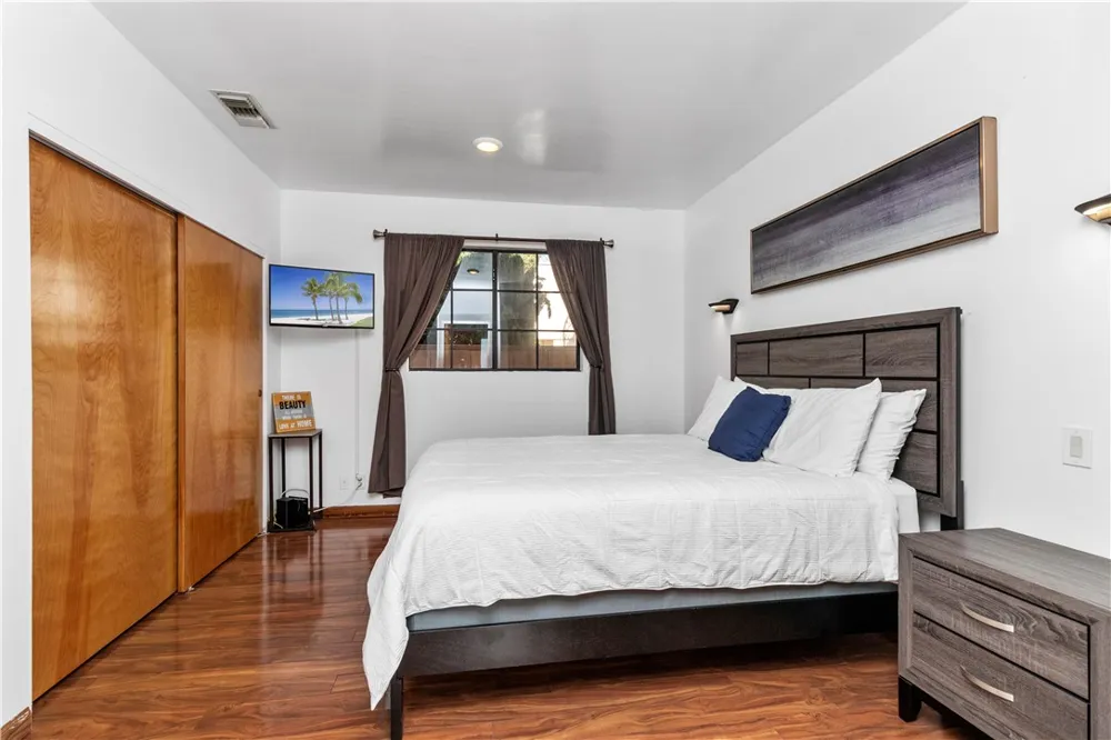 161 Willaman Drive Beverly Hills, CA 90211