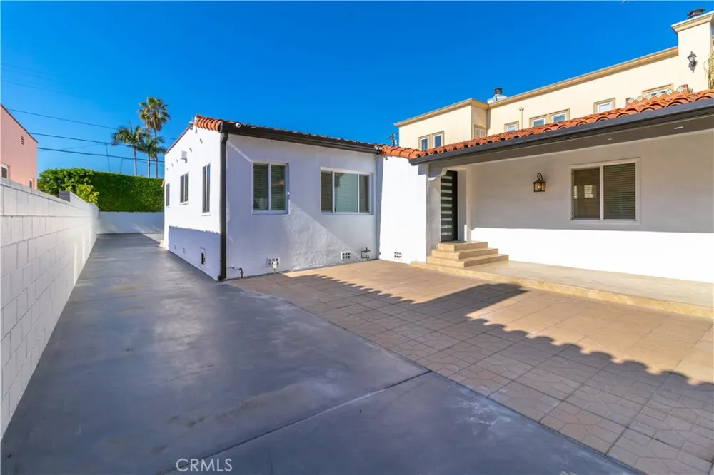 161 Willaman Drive Beverly Hills, CA 90211
