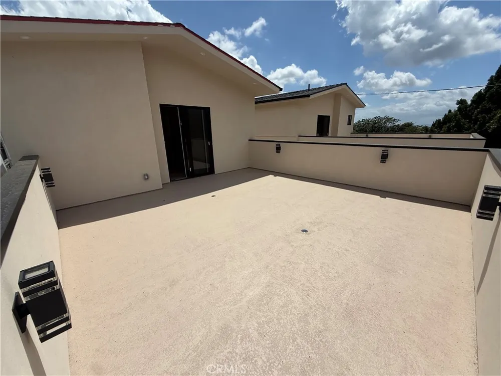 7826 Kyle Street Sunland, CA 91040