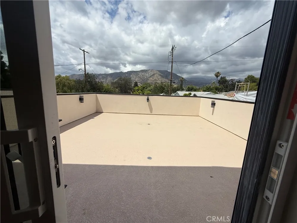 7826 Kyle Street Sunland, CA 91040