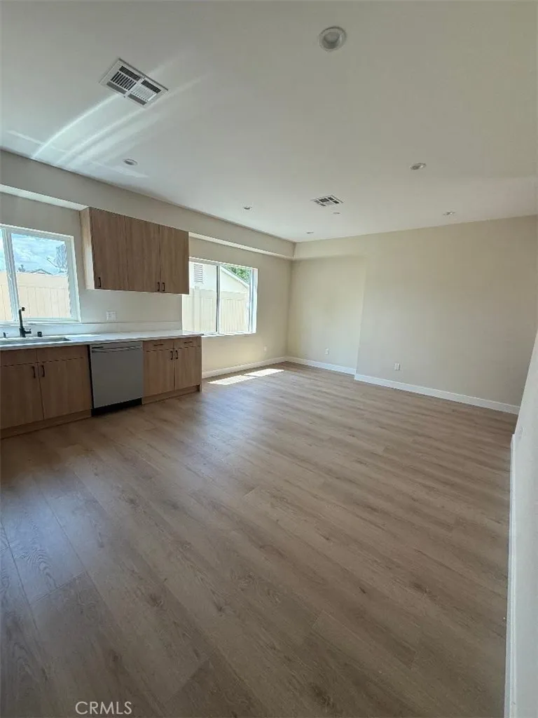 7828 Kyle Street Sunland, CA 91040