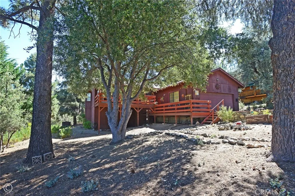15417 Acacia Pine Mountain Club, CA 93222