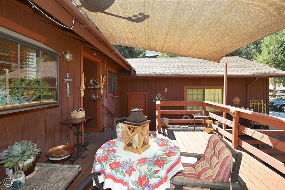 15417 Acacia Pine Mountain Club, CA 93222