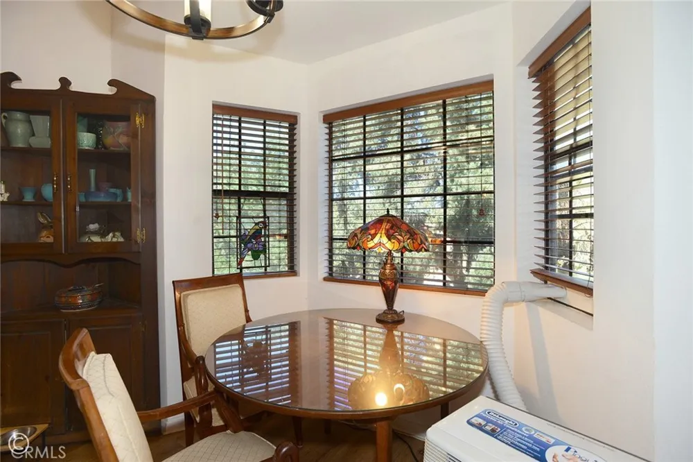 15417 Acacia Pine Mountain Club, CA 93222