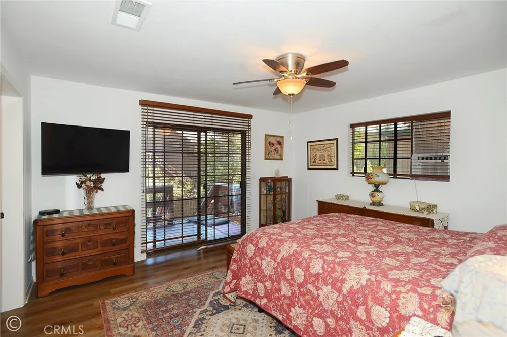 15417 Acacia Pine Mountain Club, CA 93222
