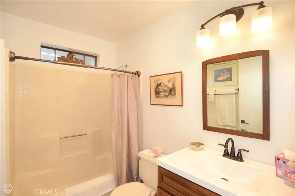 15417 Acacia Pine Mountain Club, CA 93222