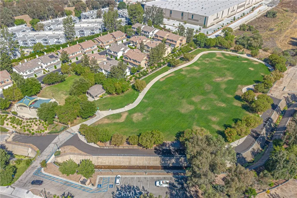 25317 Oak Ridge Drive Saugus, CA 91350