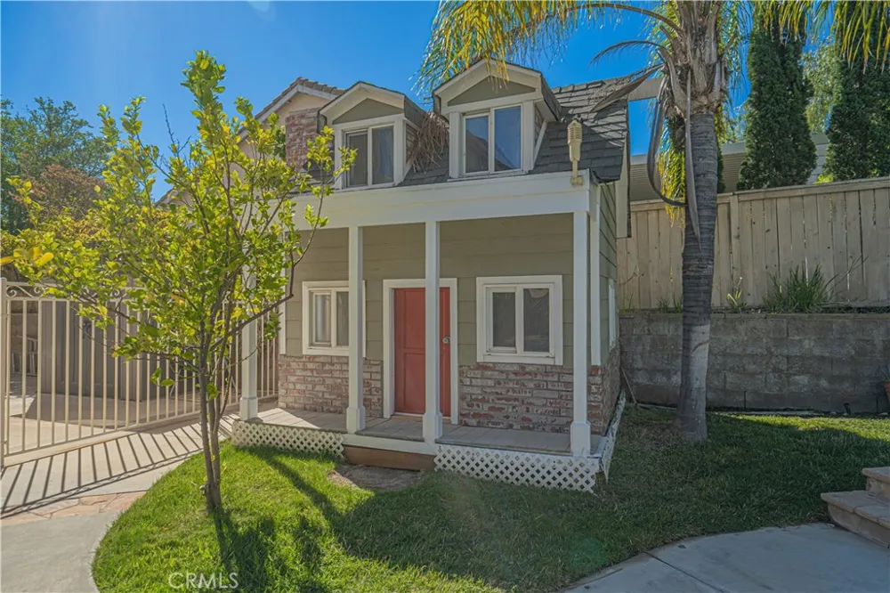 25317 Oak Ridge Drive Saugus, CA 91350