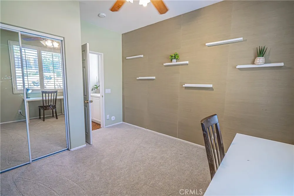 25317 Oak Ridge Drive Saugus, CA 91350