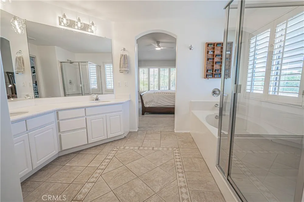 25317 Oak Ridge Drive Saugus, CA 91350