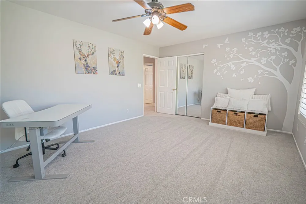 25317 Oak Ridge Drive Saugus, CA 91350