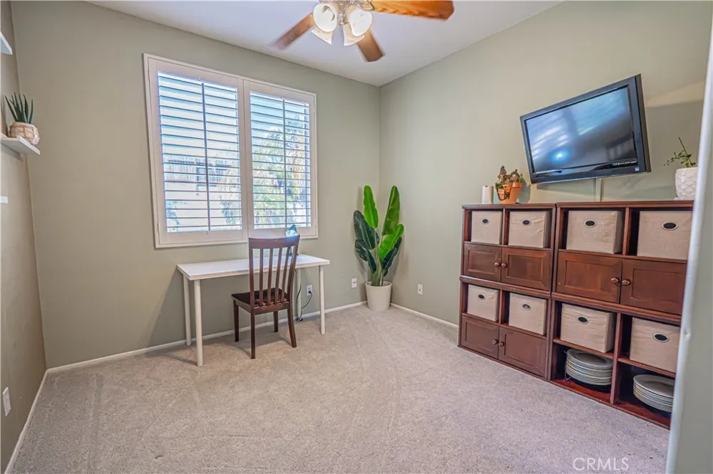 25317 Oak Ridge Drive Saugus, CA 91350