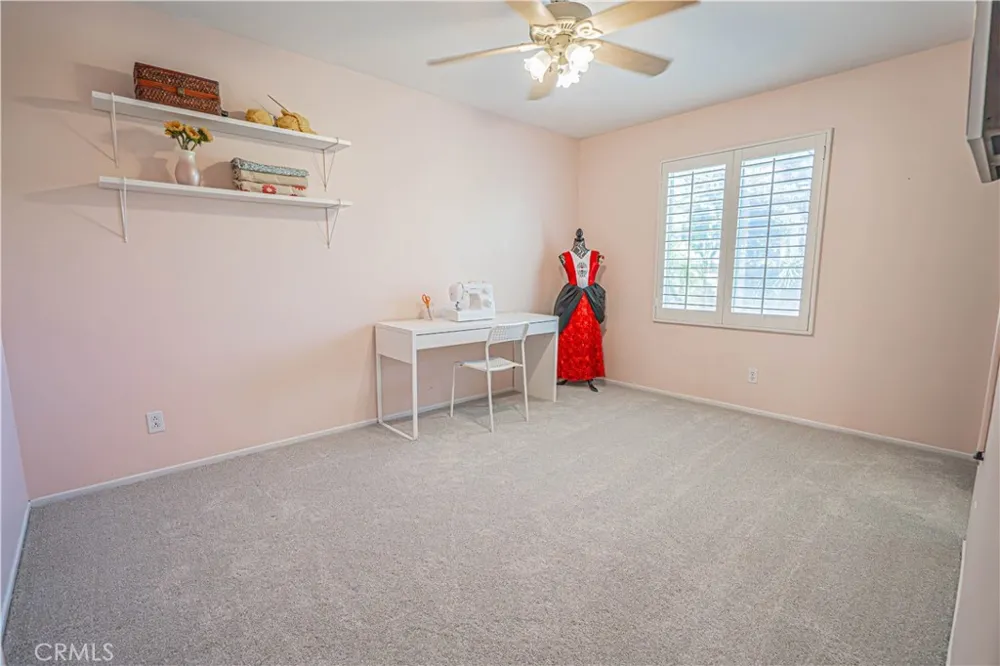 25317 Oak Ridge Drive Saugus, CA 91350