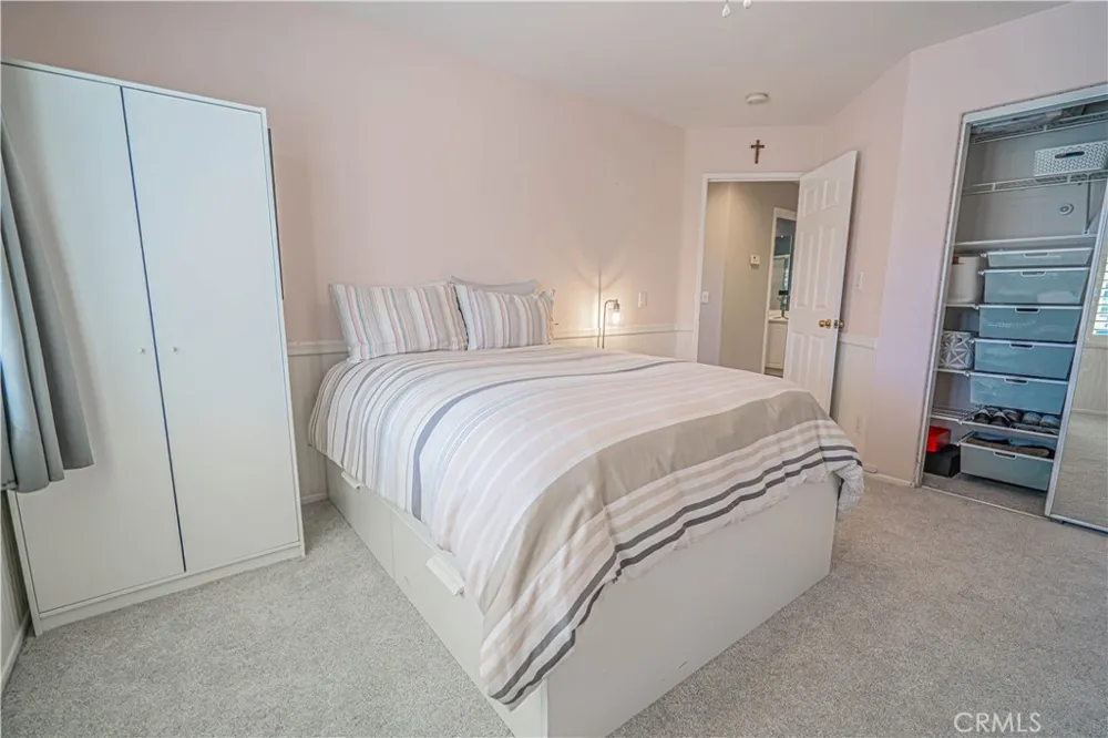 25317 Oak Ridge Drive Saugus, CA 91350