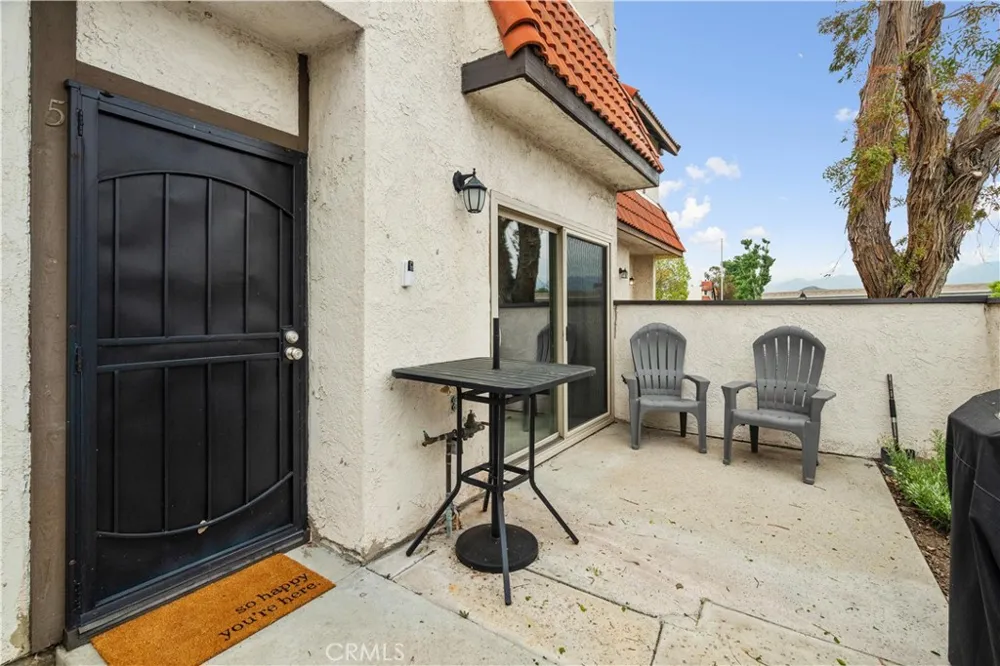 27612 Nugget #5 Canyon Country, CA 91387